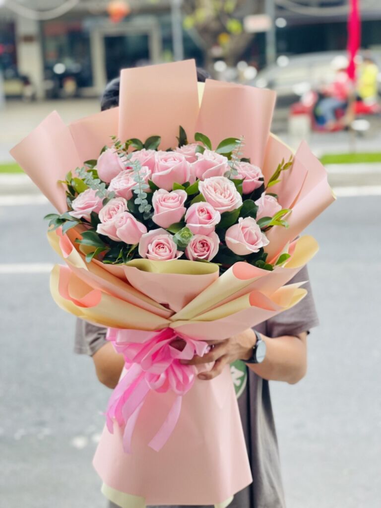 Hạnh Phúc Đến Ngay Người Nhận