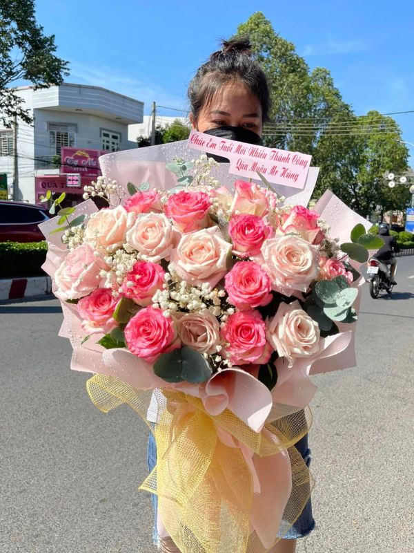 Phong cách hoa hiện đại, độc đáo và sang trọng